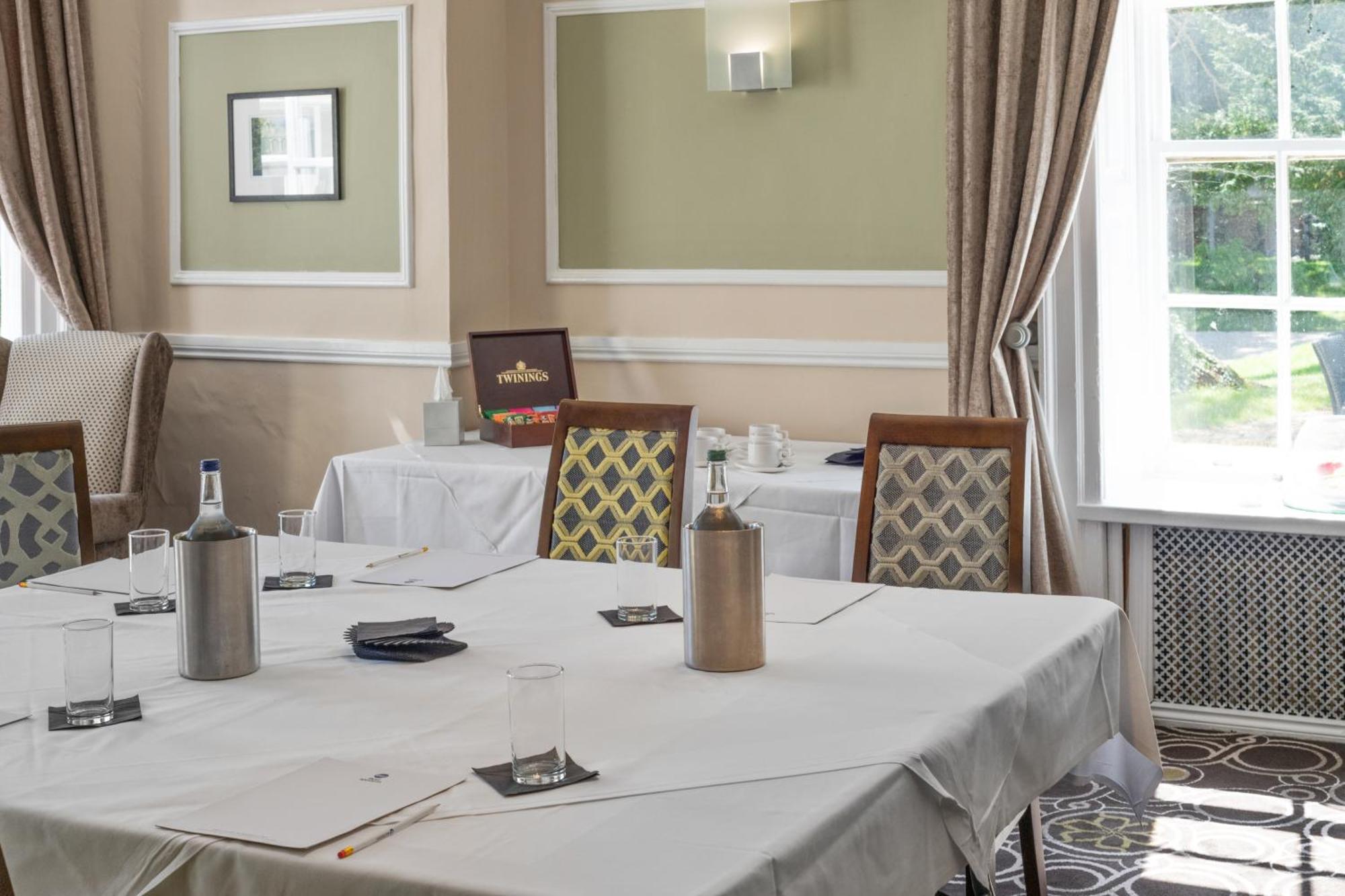 Best Western Priory Hotel Bury St. Edmunds Buitenkant foto