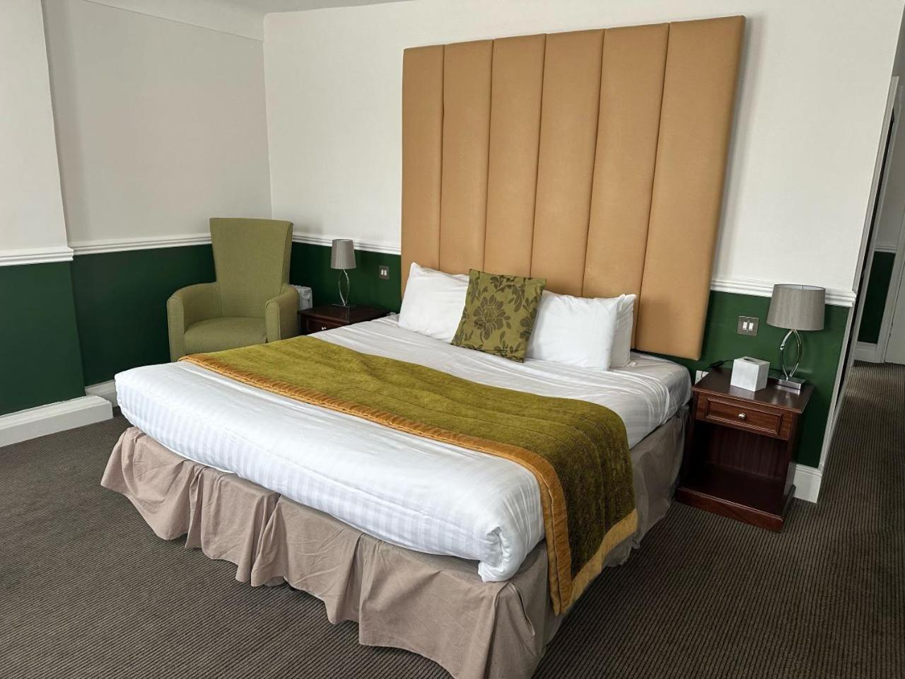 Best Western Priory Hotel Bury St. Edmunds Buitenkant foto