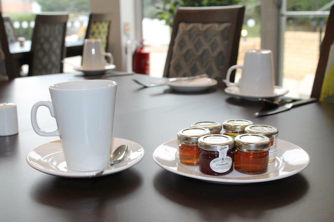 Best Western Priory Hotel Bury St. Edmunds Buitenkant foto